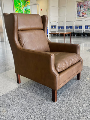 Danish Modern Leather Wingback in the Style of Børge Mogensen