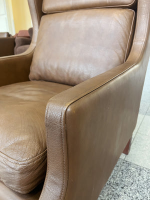 Danish Modern Leather Wingback in the Style of Børge Mogensen