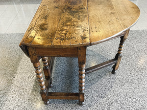 William & Mary Oak Gate Leg Table